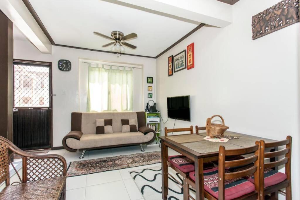 Buder Townhouse Lias Marilao Bulacan Philippines المظهر الخارجي الصورة